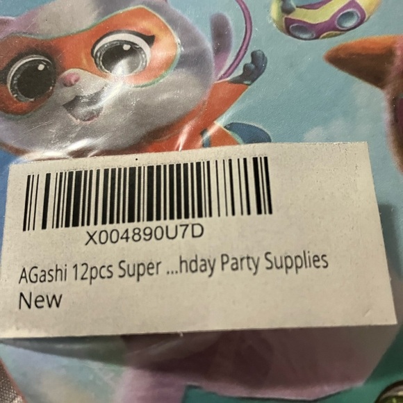 Superhero Cat Gift Bags - Picture 6 of 7